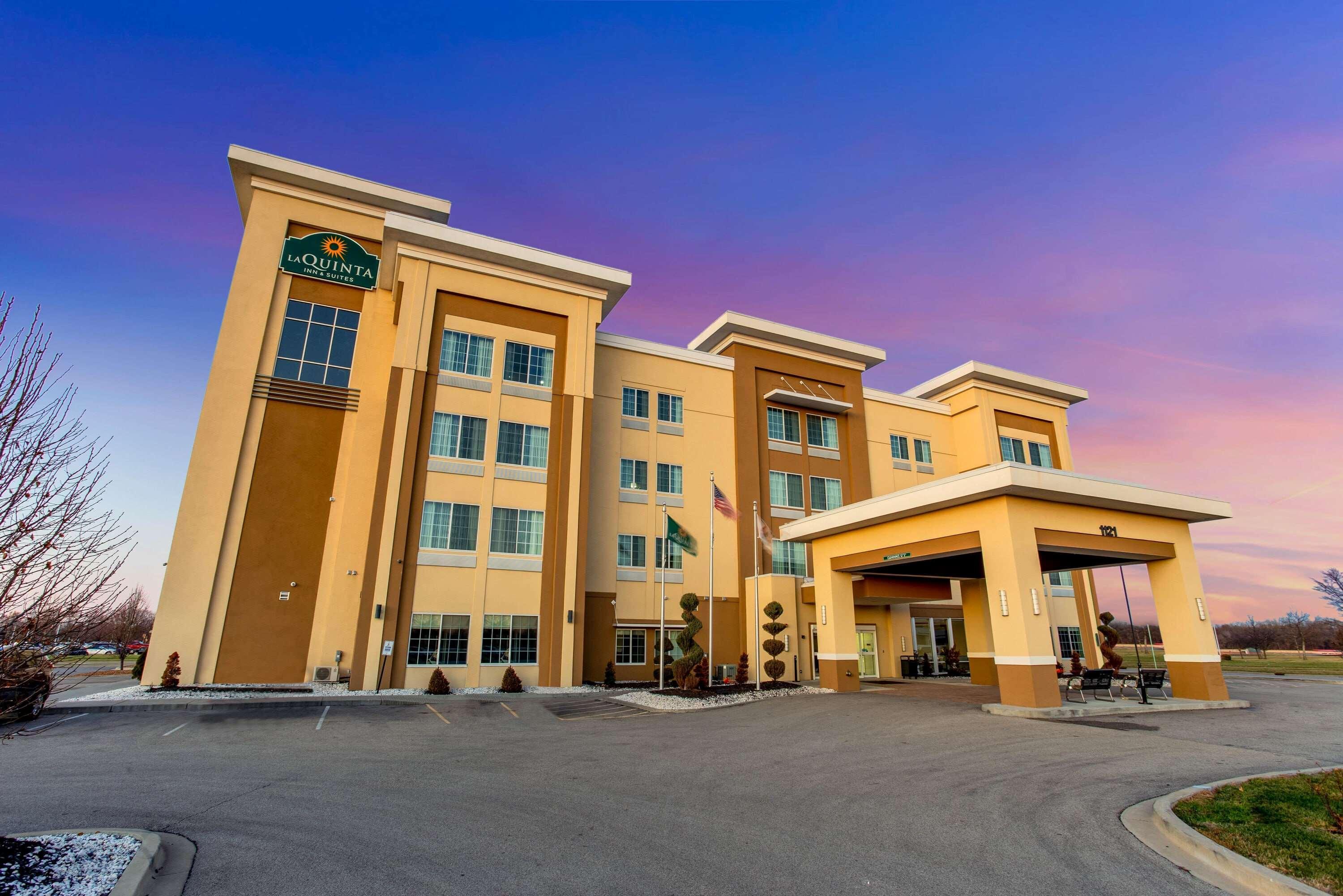 Отель La Quinta By Wyndham Springfield Il Экстерьер фото